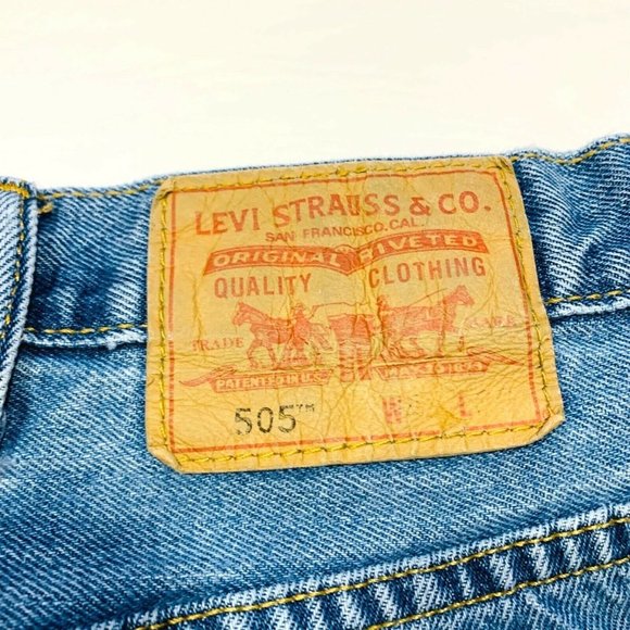 Levi's 505 Regular Fit Straight Leg Jeans Red Tab Medium Wash Denim W48xL30 NWOT - Picture 7 of 12